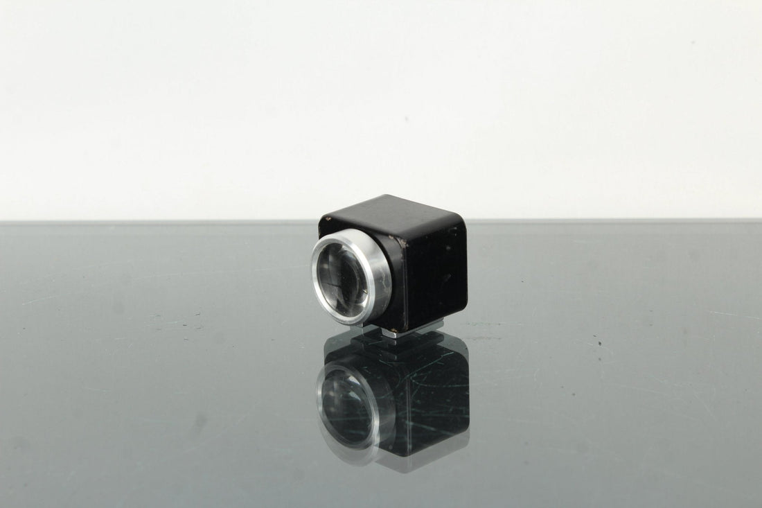 Voigtländer Kontur 24x36 Viewfinder: Shoot With Your Mind’s Eye - Dutch|Thrift