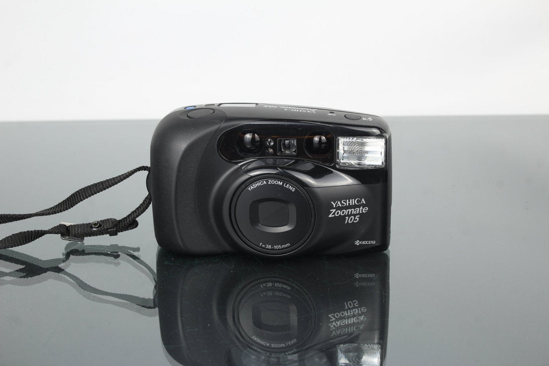 Yashica Zoomate 105 Review – Simple 35mm Zoom Fun for Everyone - Dutch|Thrift