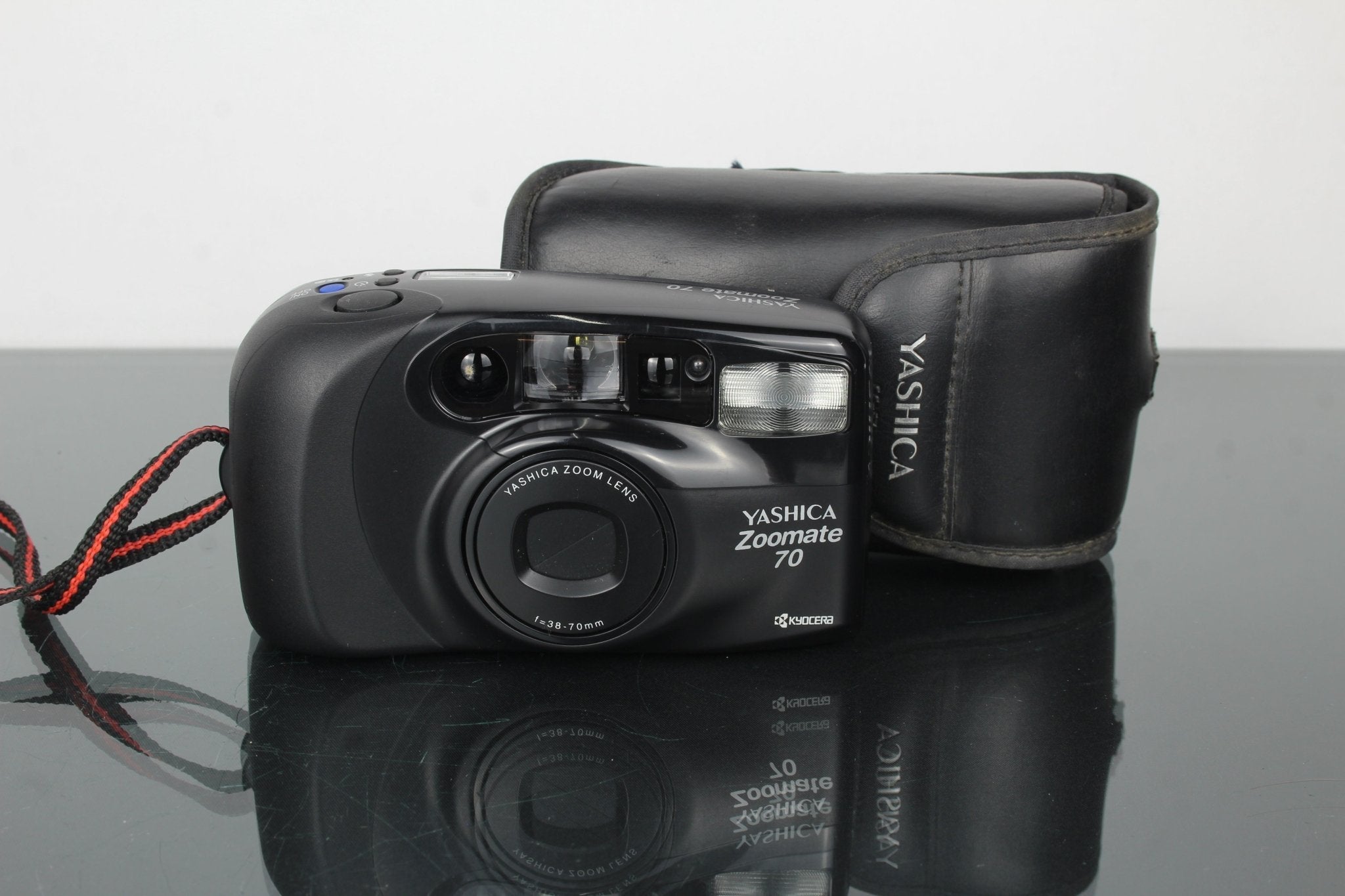 Yashica Zoomate 70 Review: Rediscover Effortless 35mm Photography
