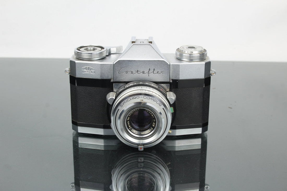 Zeiss Ikon Contaflex Review with Tessar 50mm f/2.8 Lens - Dutch|Thrift