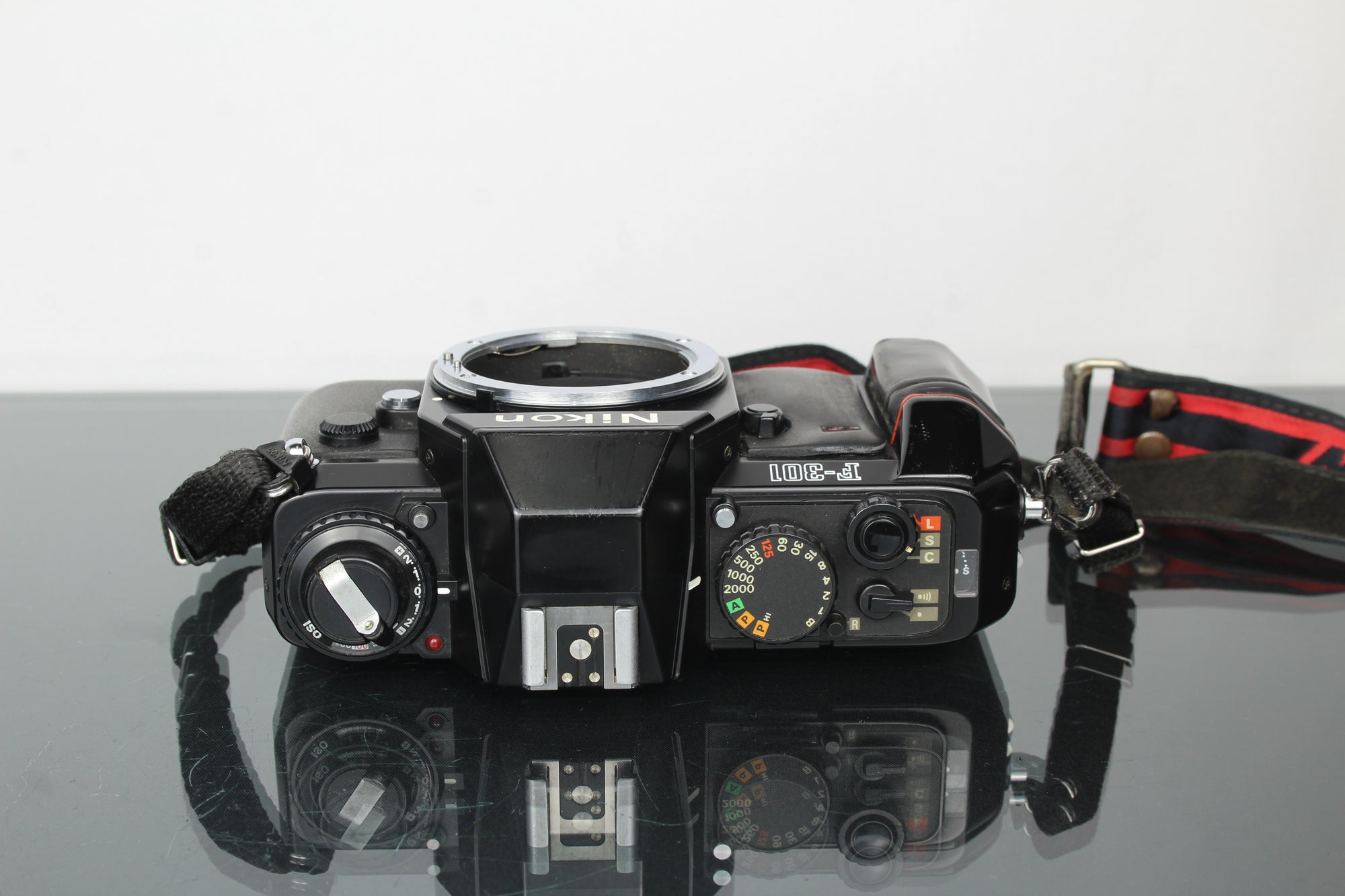 Nikon F-301 + 80-200mm 1:4.5 Tokina lens