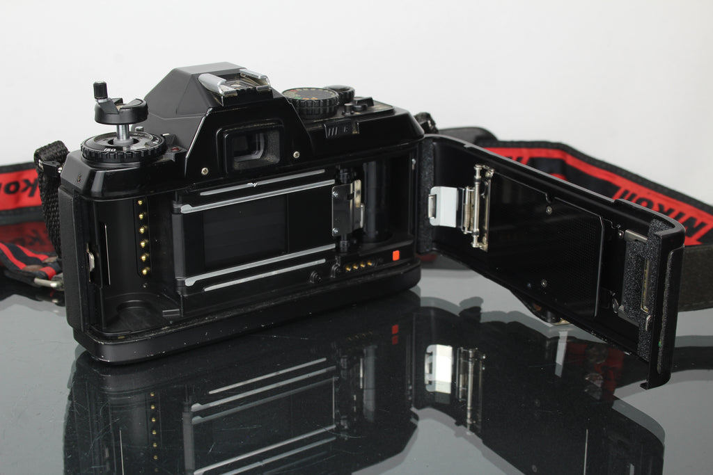 Nikon F-301 + 80-200mm 1:4.5 Tokina lens