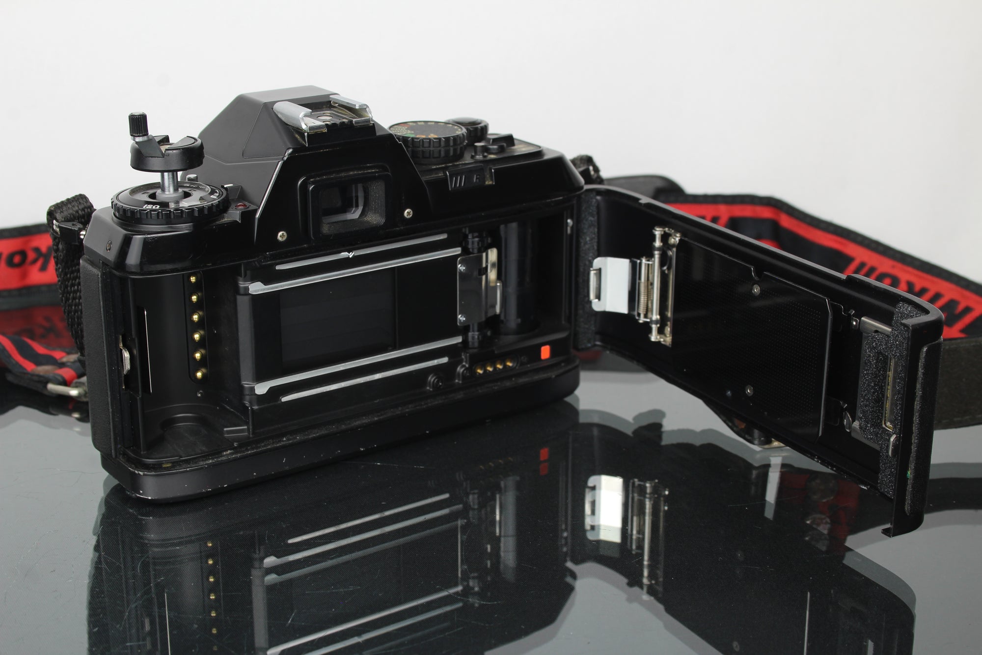 Nikon F-301 + 80-200mm 1:4.5 Tokina lens