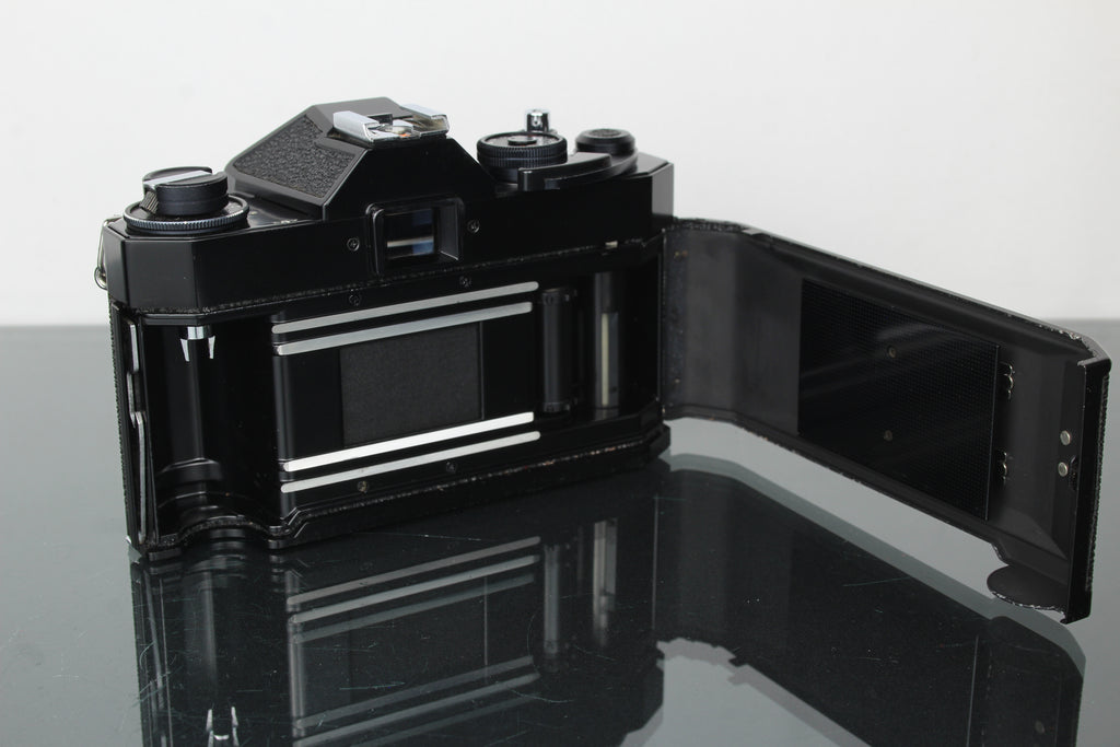 Ricoh Auto TLS EE + 50mm 1.7 Ricoh lens