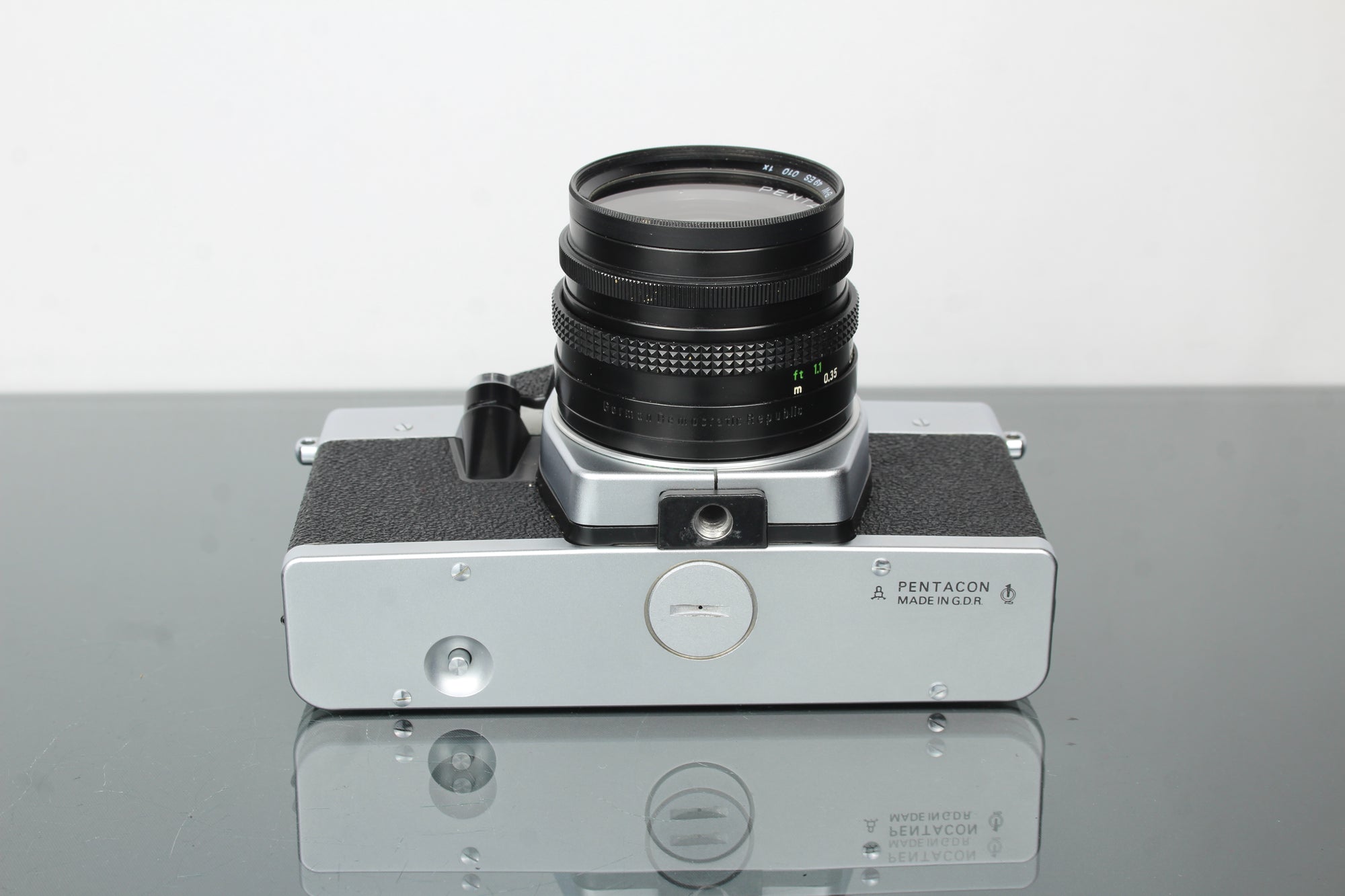 Practica Super TL 2 + 30mm 3.5 lens