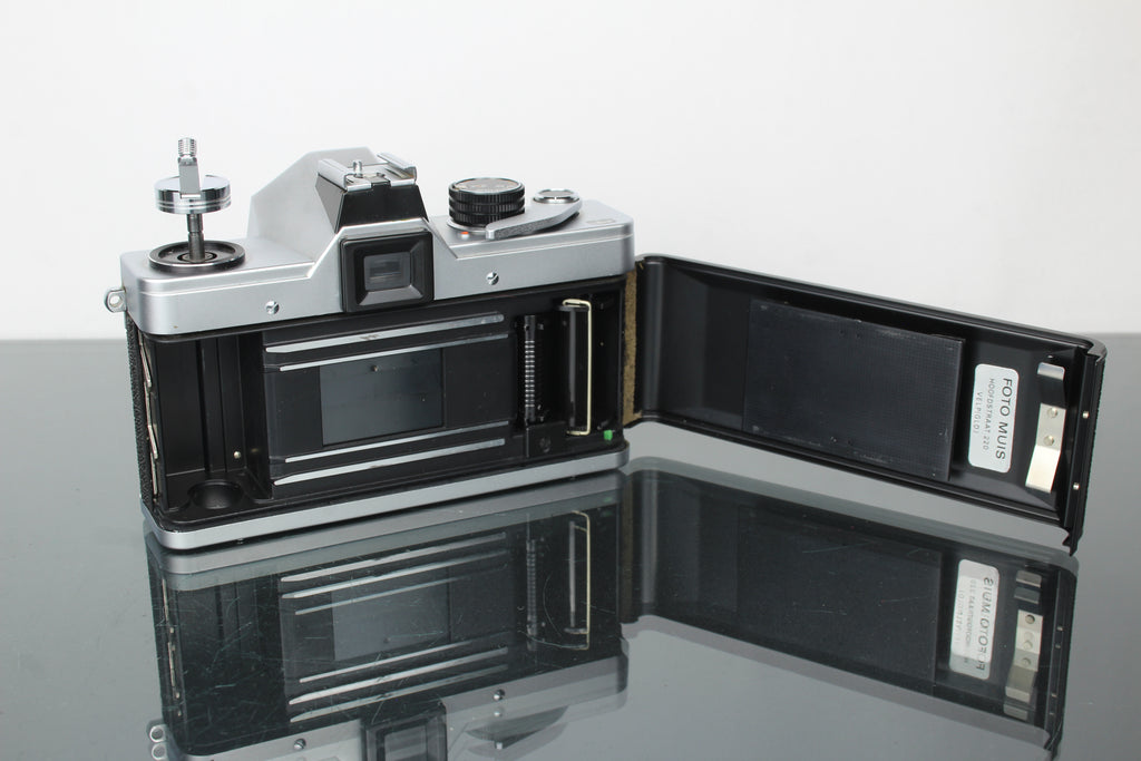 Practica Super TL 2 + 30mm 3.5 lens