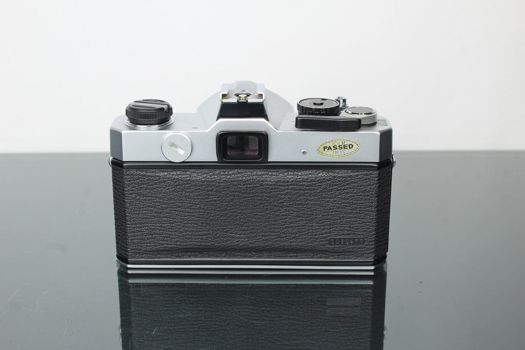 Fujica ST605 + 55mm 2.2 Fujinon lens