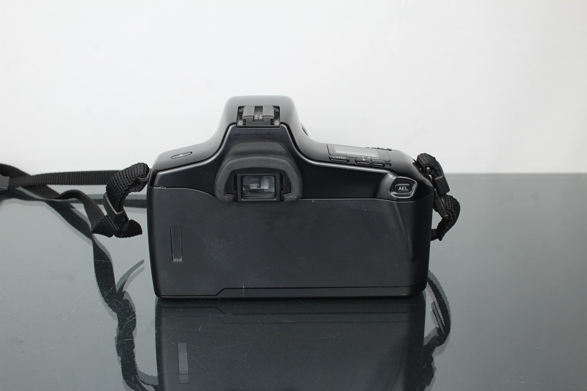 Minolta Dynax 5000i + 80-210mm 1:4.5-5.6 lens