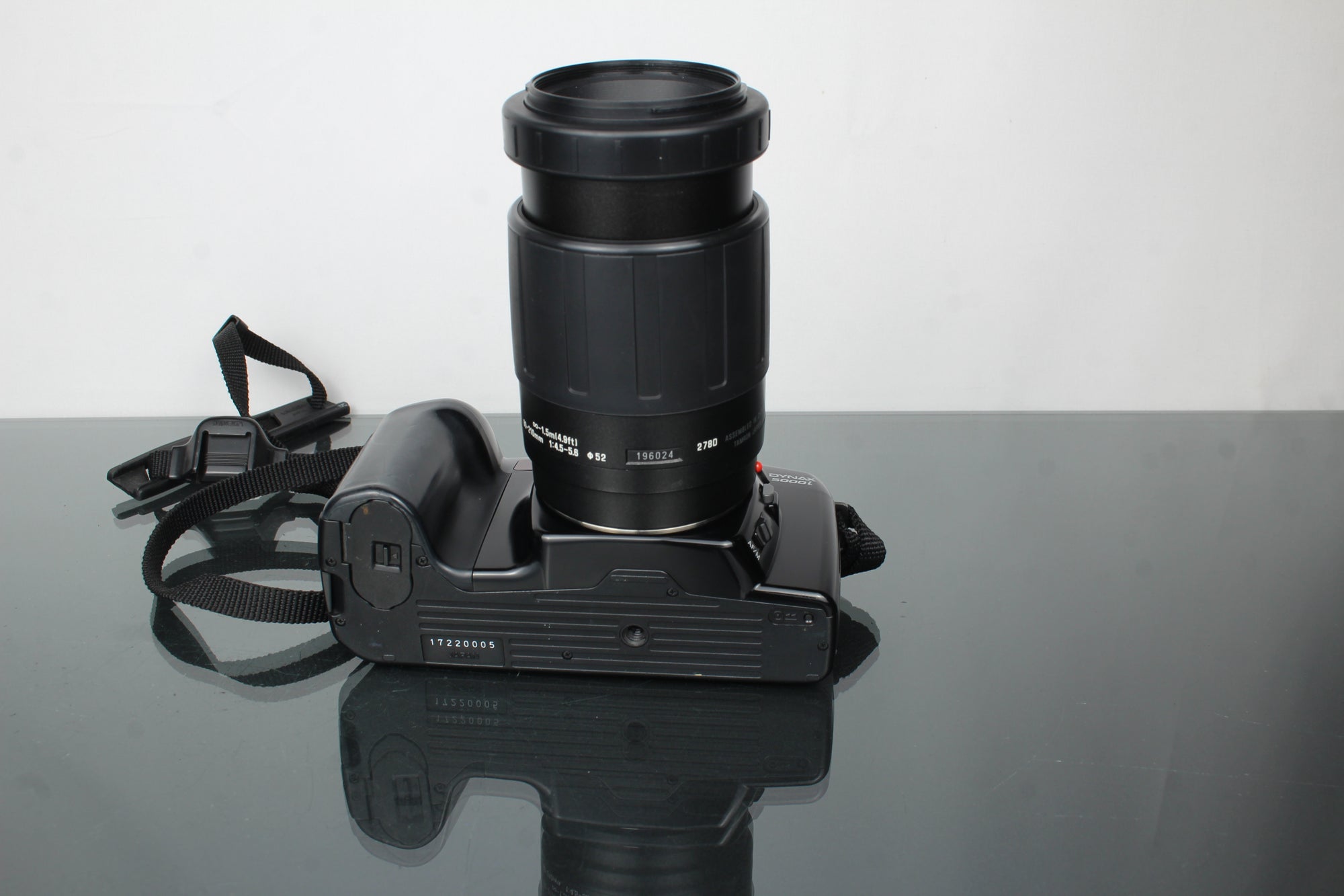 Minolta Dynax 5000i + 80-210mm 1:4.5-5.6 lens