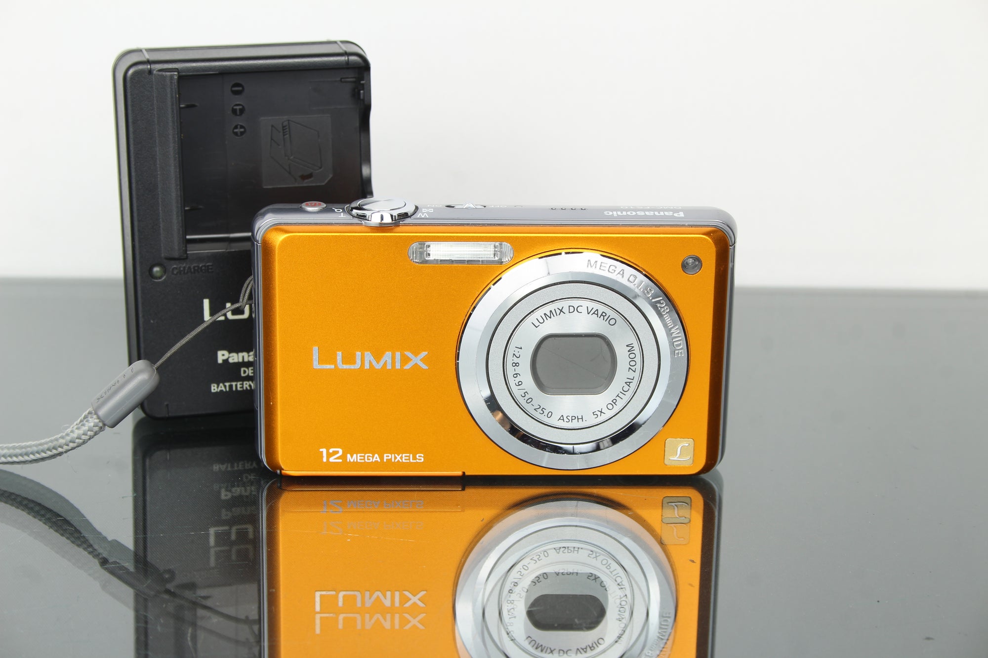 Panasonic Lumix DMC-FS10