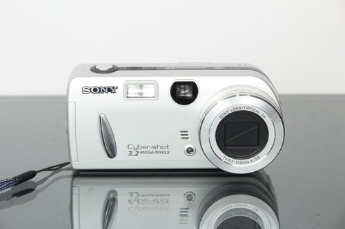 Sony Cybershot DSC-P2