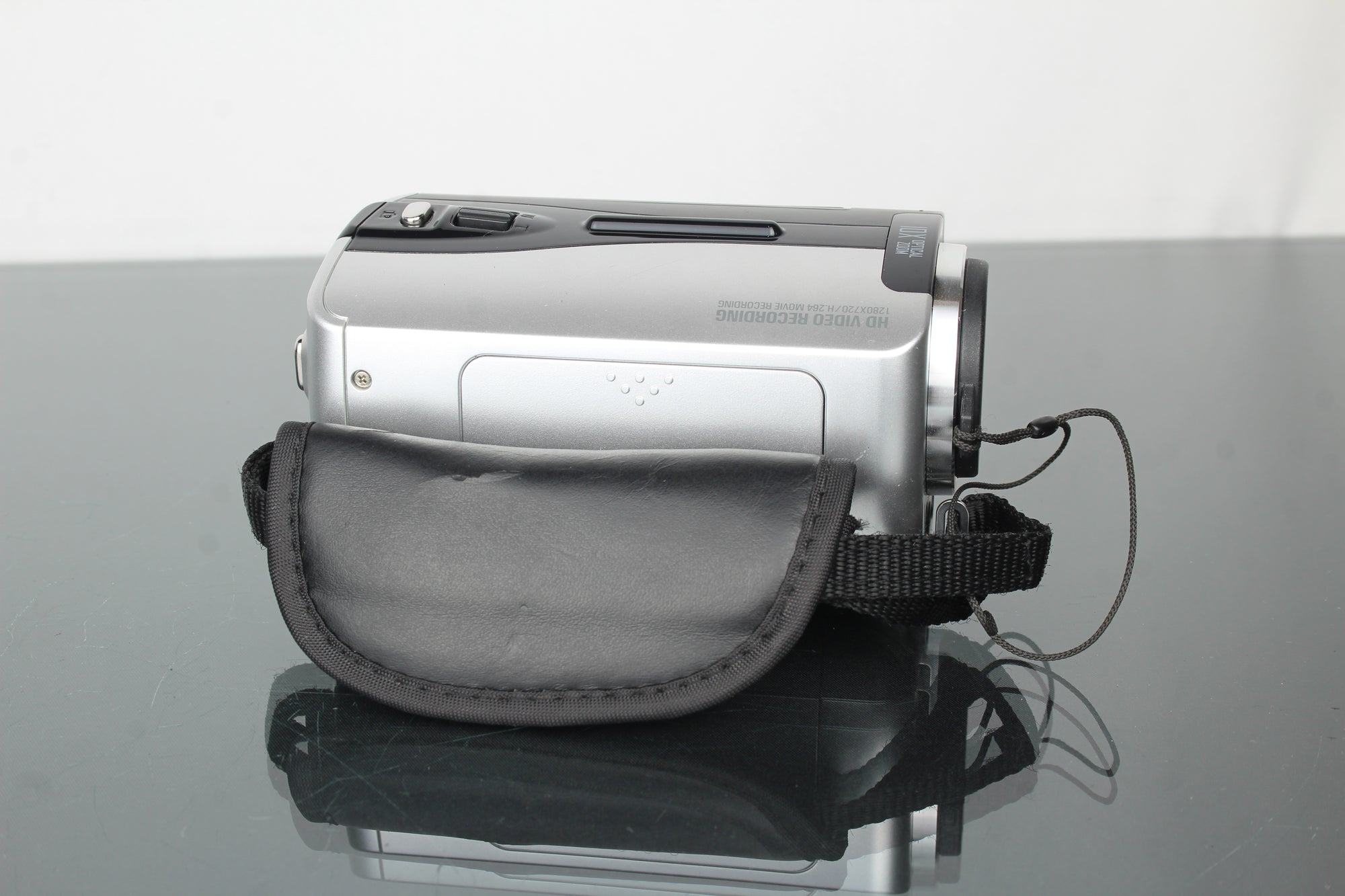 Traveller HD 10X camcorder
