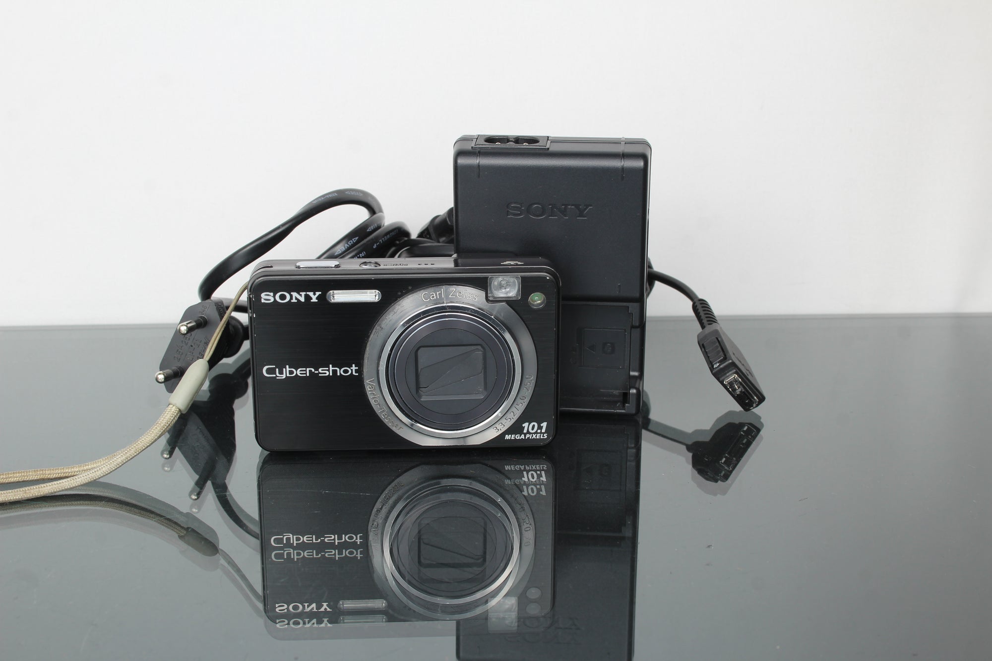 Sony Cyber-shot DSC-W170