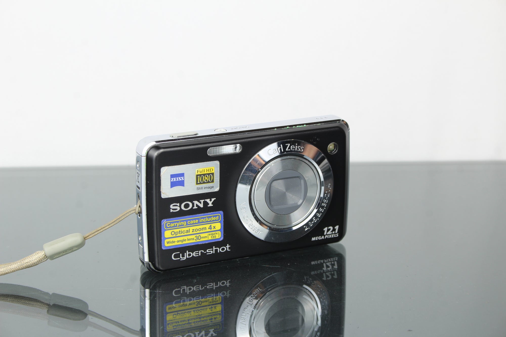 Sony Cyber-shot DSC-W215