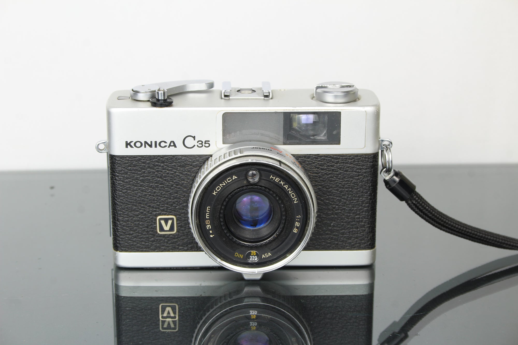 Konica C35