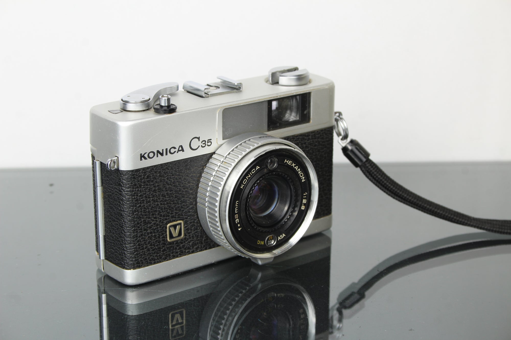 Konica C35
