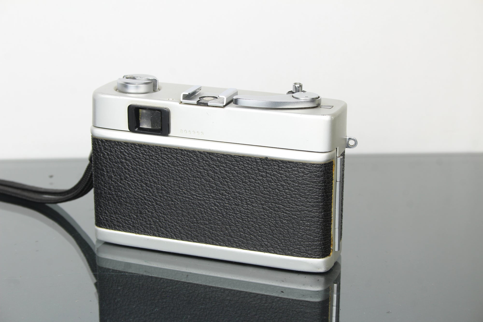 Konica C35