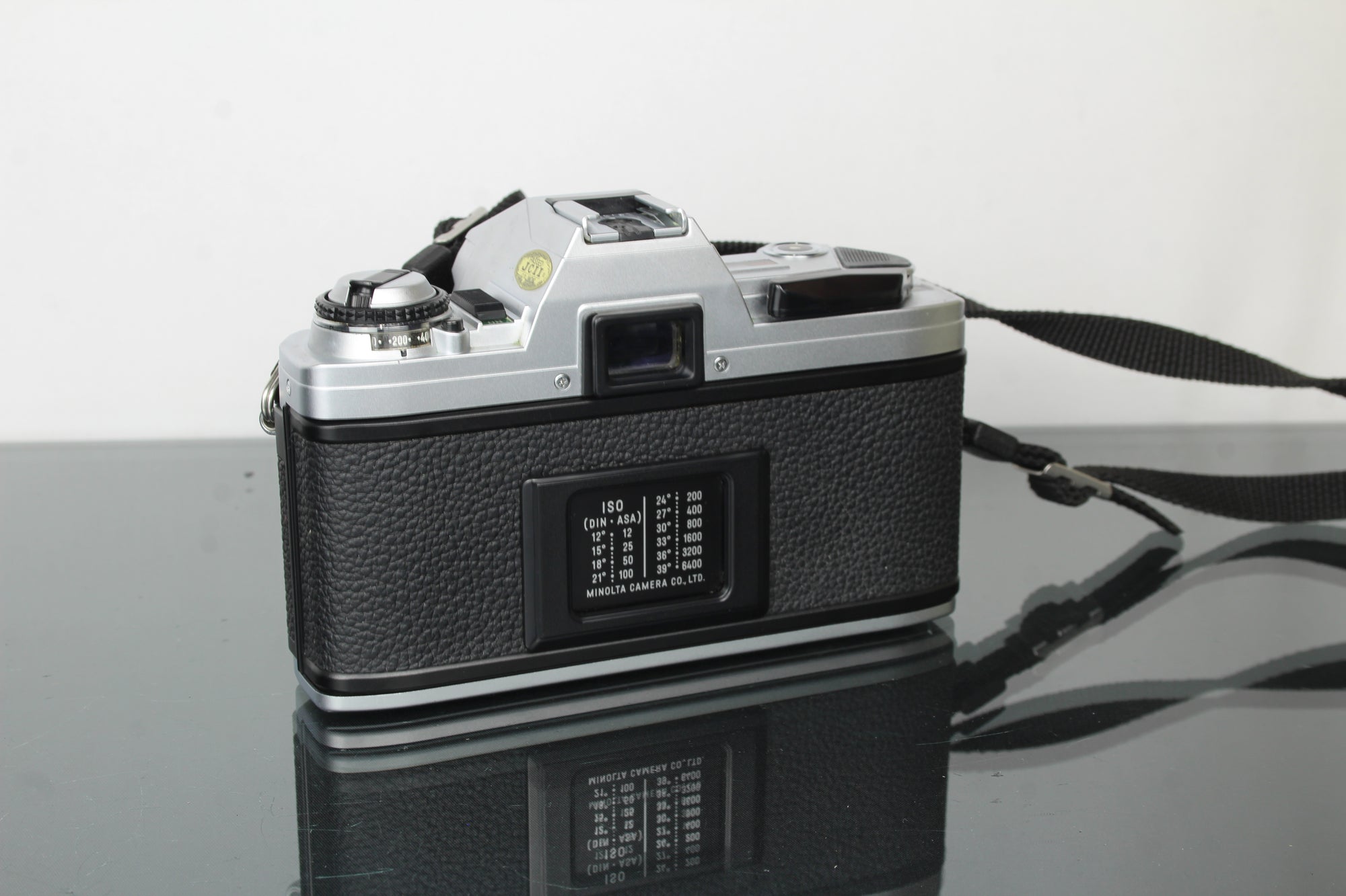 Minolta X-300 + Minolta MD 50mm 1:1.7 lens