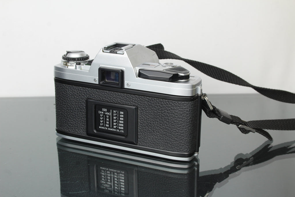 Minolta X-300 + Minolta MD 50mm 1:1.7 lens