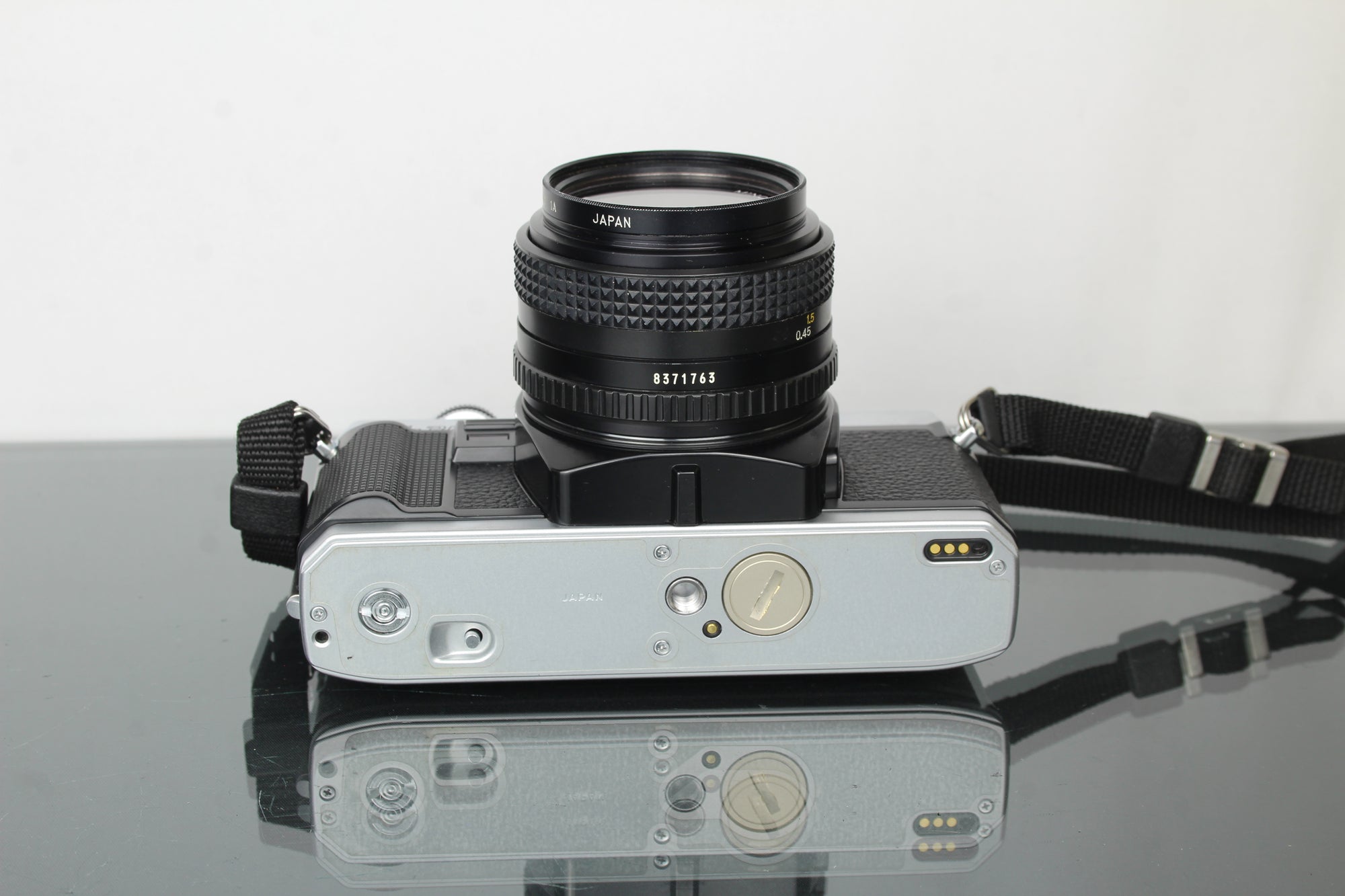 Minolta X-300 + Minolta MD 50mm 1:1.7 lens