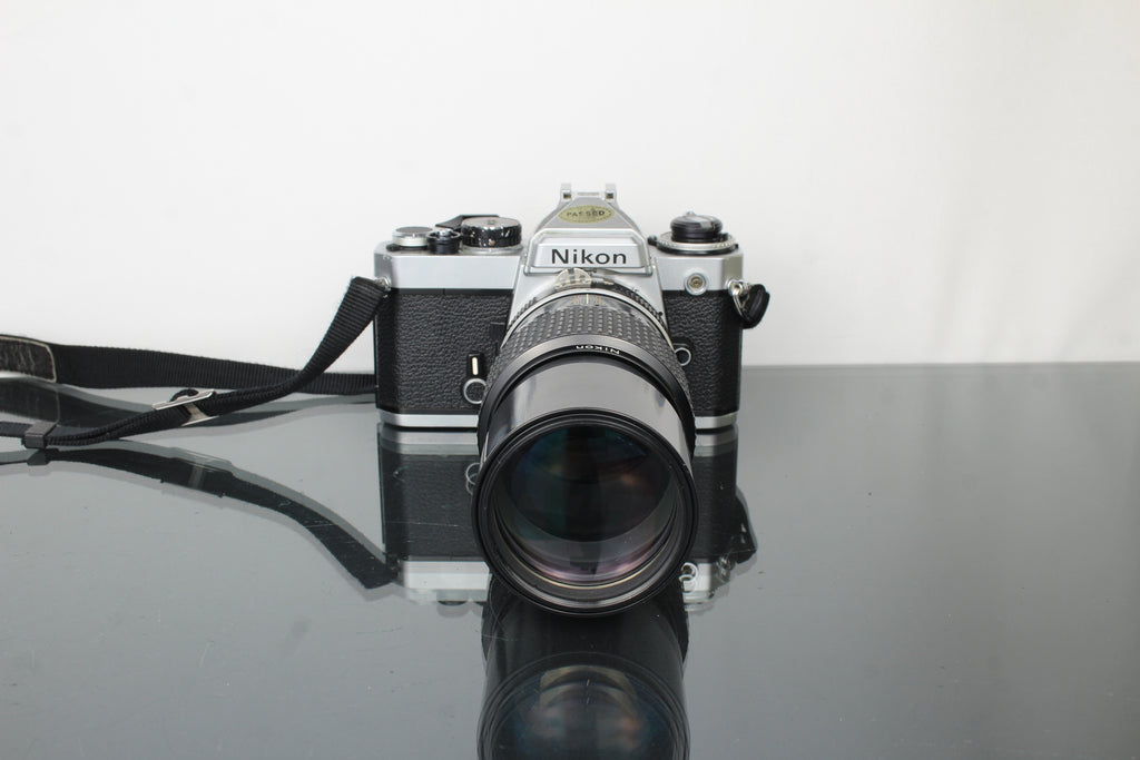 Nikon FE + Nikkor 200mm 1:4 lens