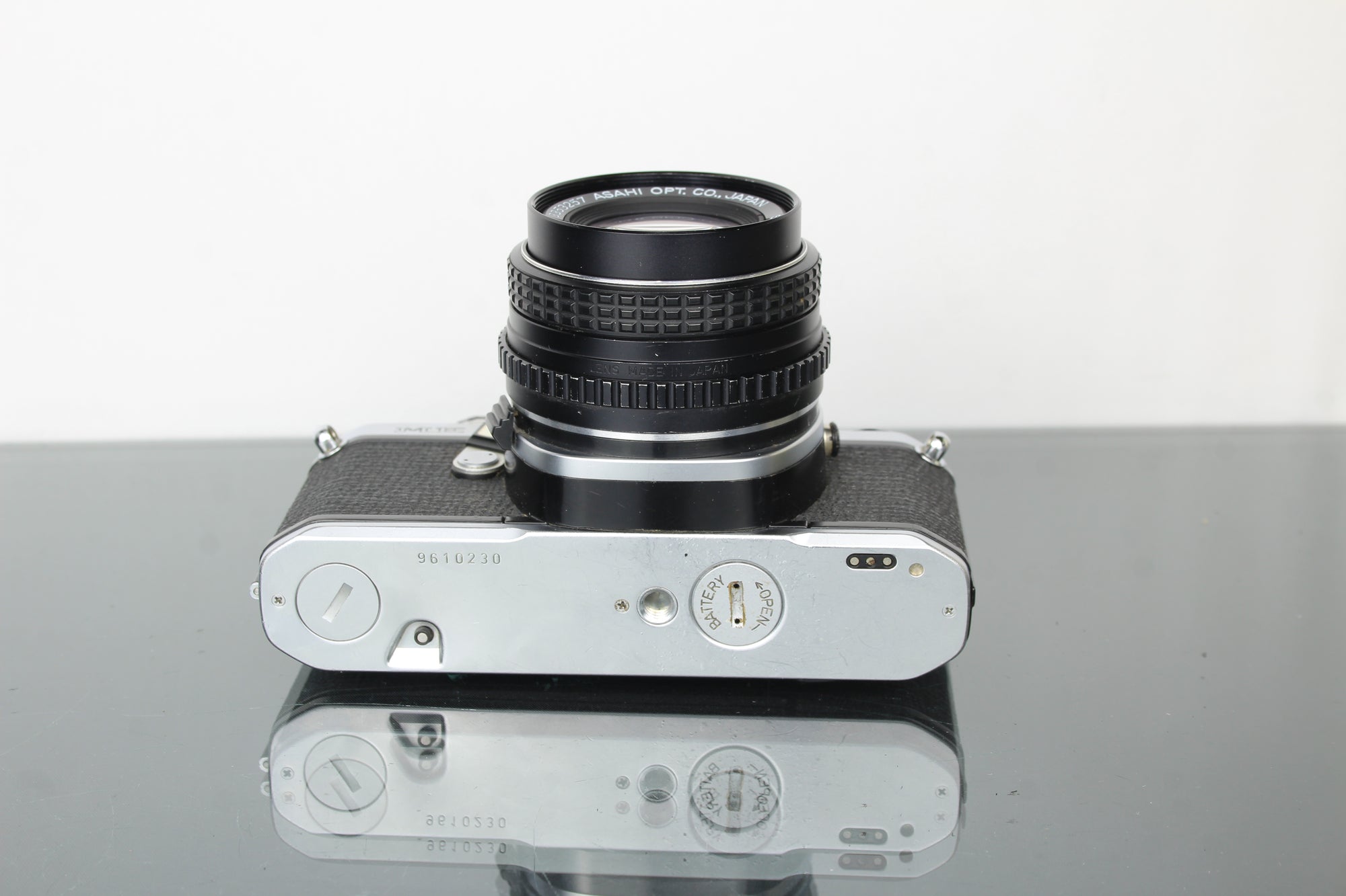 Pentax ME + 50mm 1.7 Pentax-M lens