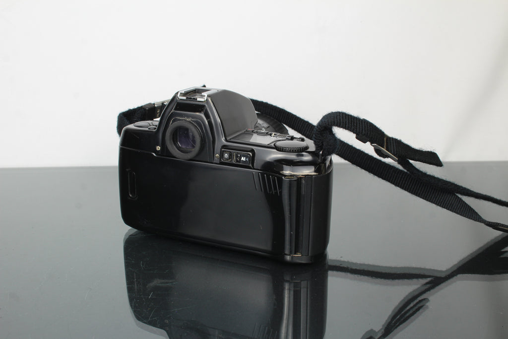 Nikon AF F-801 + Sigma 28-105mm 1:4-5,6 lens (Nikon F mount)