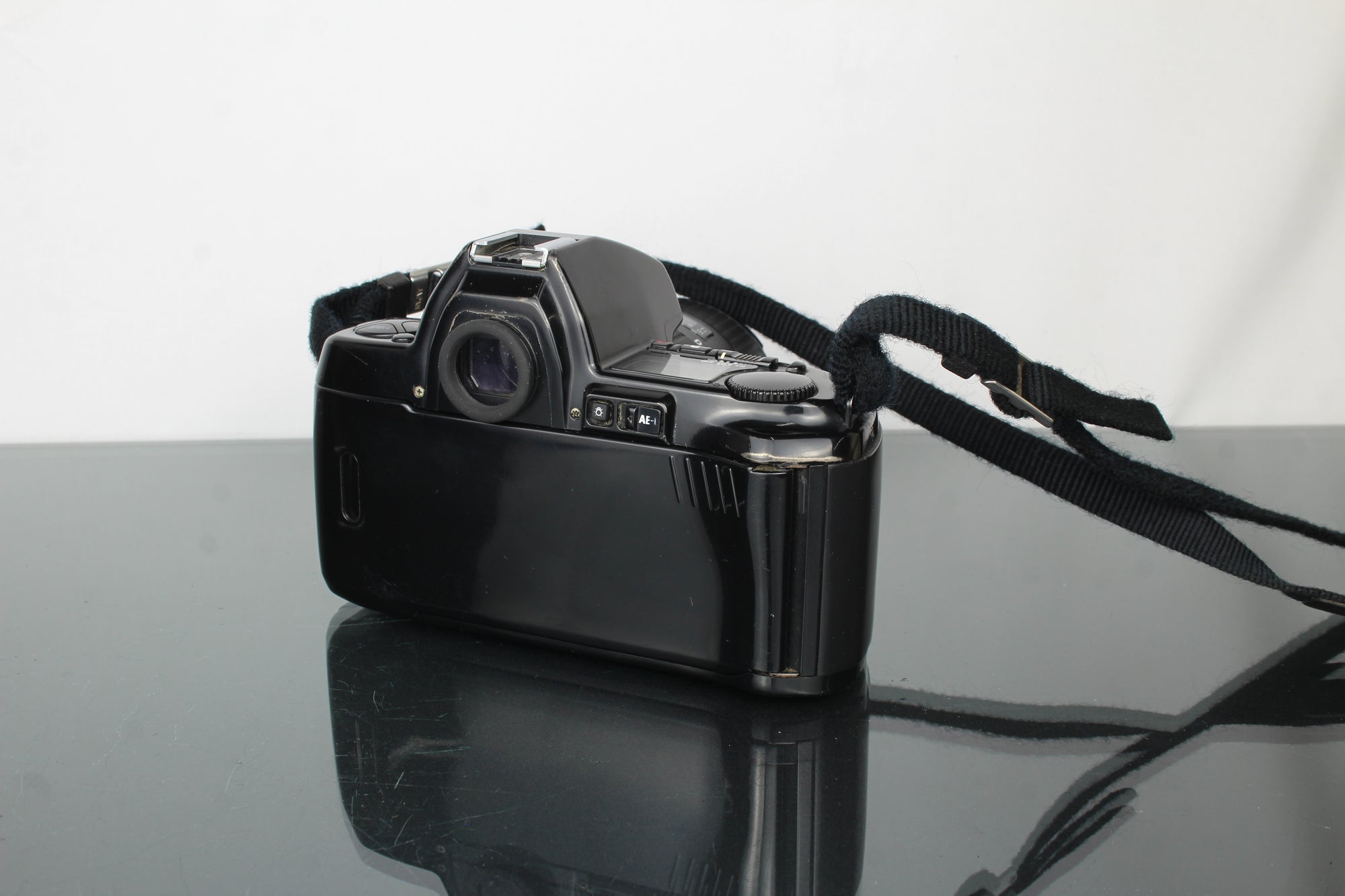 Nikon AF F-801 + Sigma 28-105mm 1:4-5,6 lens (Nikon F mount)