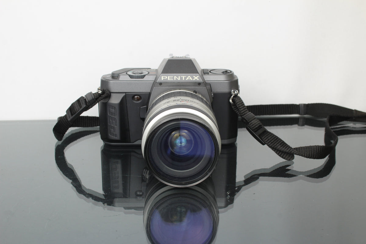Pentax P30T + SMC Pentax AF 28-80mm 1:3.5-5.6 lens