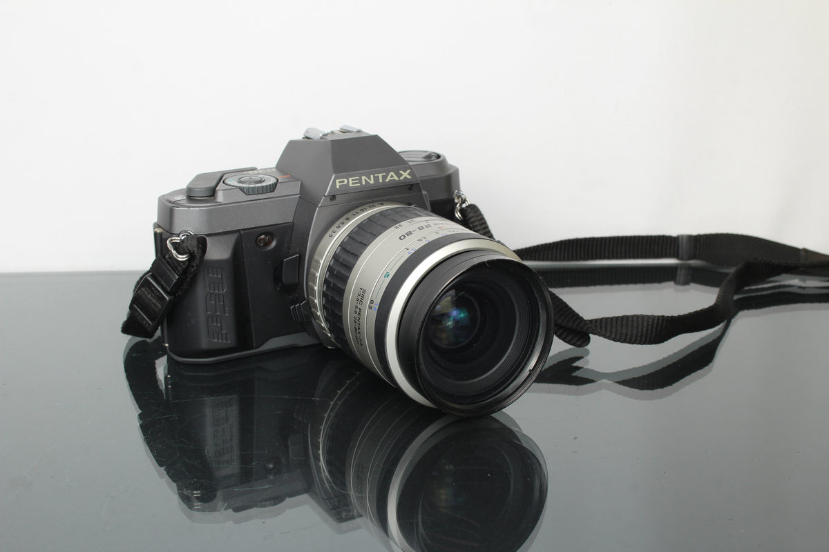 Pentax P30T + SMC Pentax AF 28-80mm 1:3.5-5.6 lens