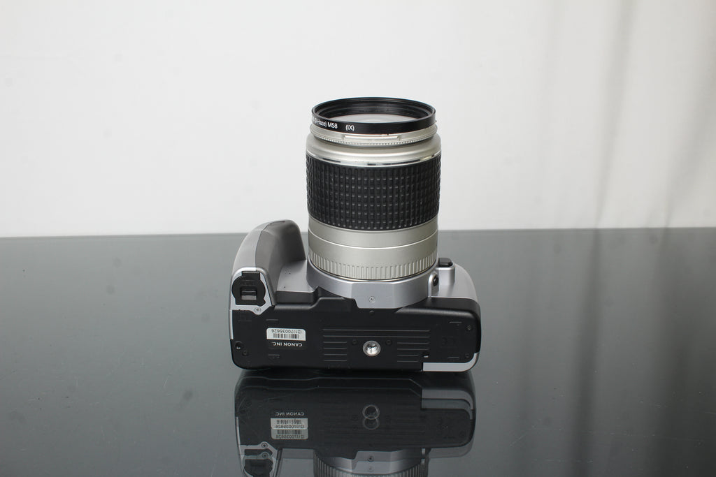 Canon EOS 300V + Canon 28-90mm 1:4-5,6 lens