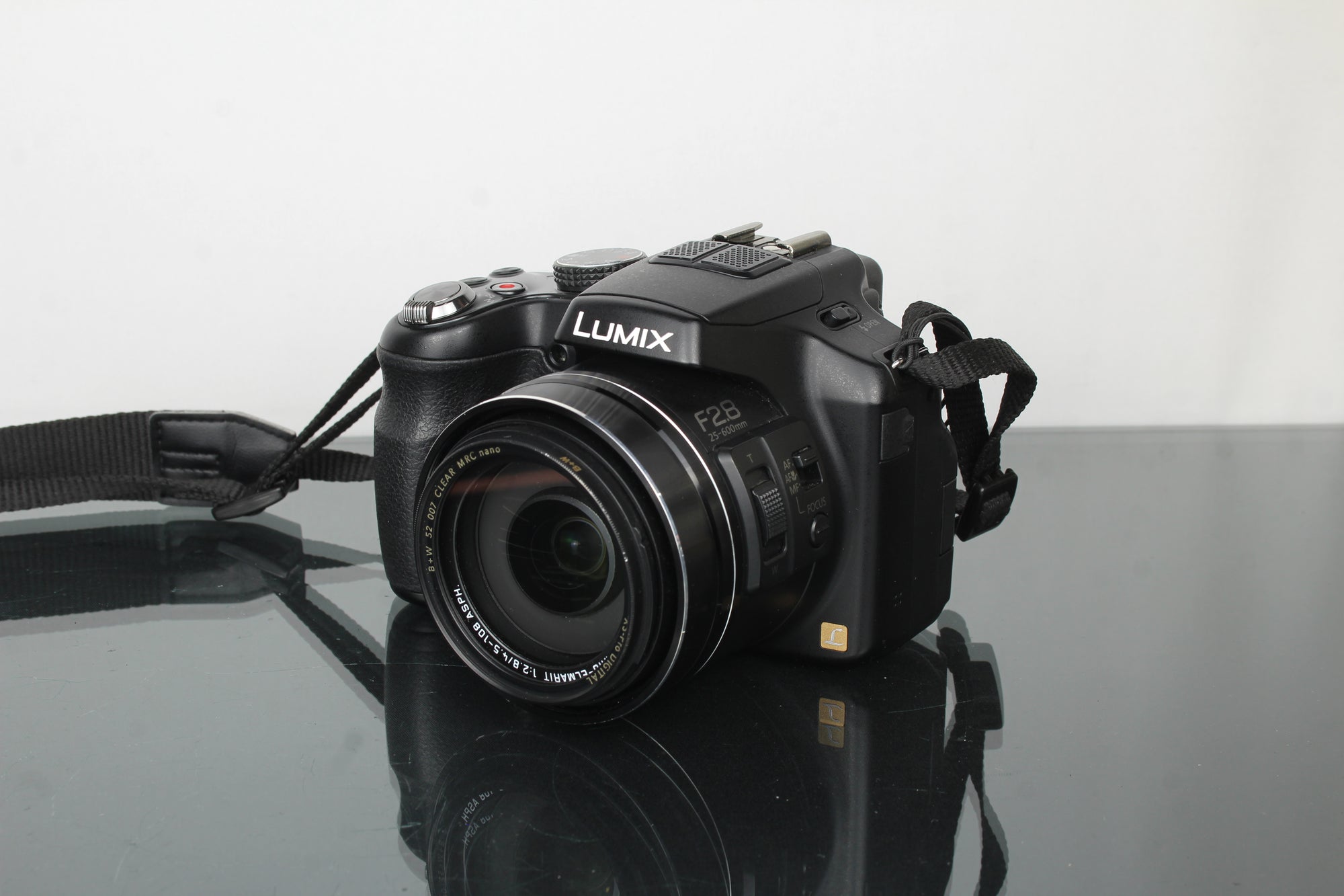 Panasonic Lumix DMC-FZ200