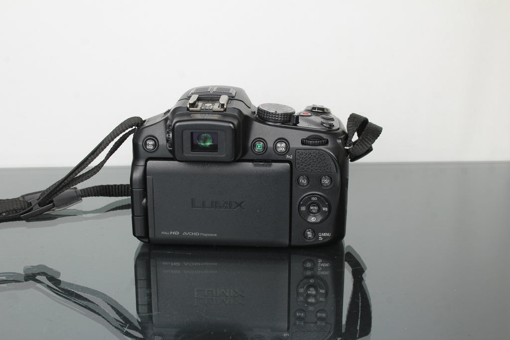 Panasonic Lumix DMC-FZ200