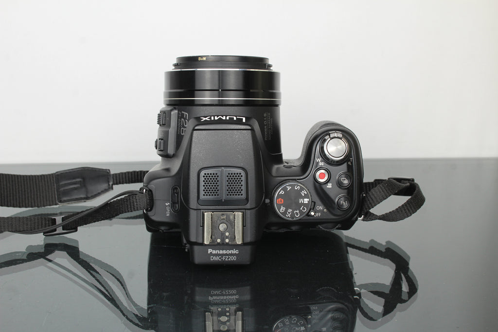 Panasonic Lumix DMC-FZ200
