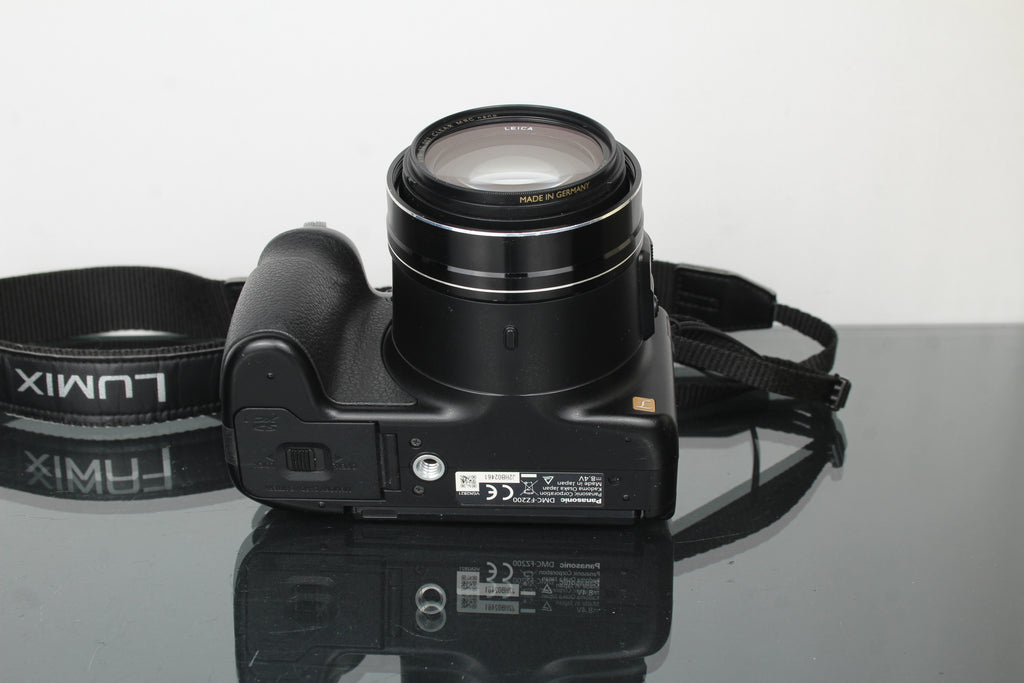 Panasonic Lumix DMC-FZ200