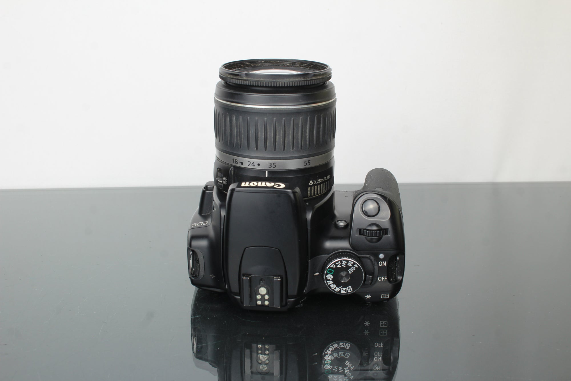 Canon EOS 400D + 18-55mm 1:3.5-5.6 Canon lens