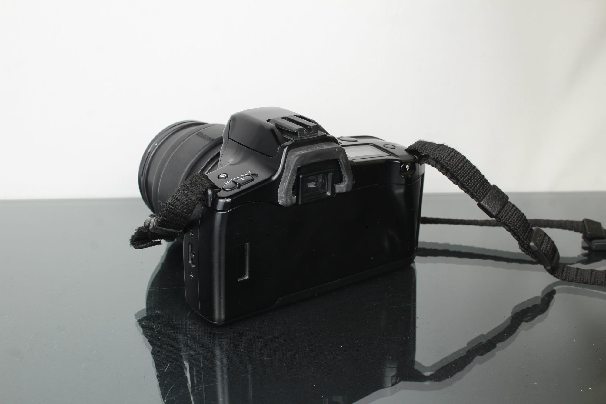 Minolta Dynax 3xi + 24-70mm 1:3.3-5.6 Minolta AF lens