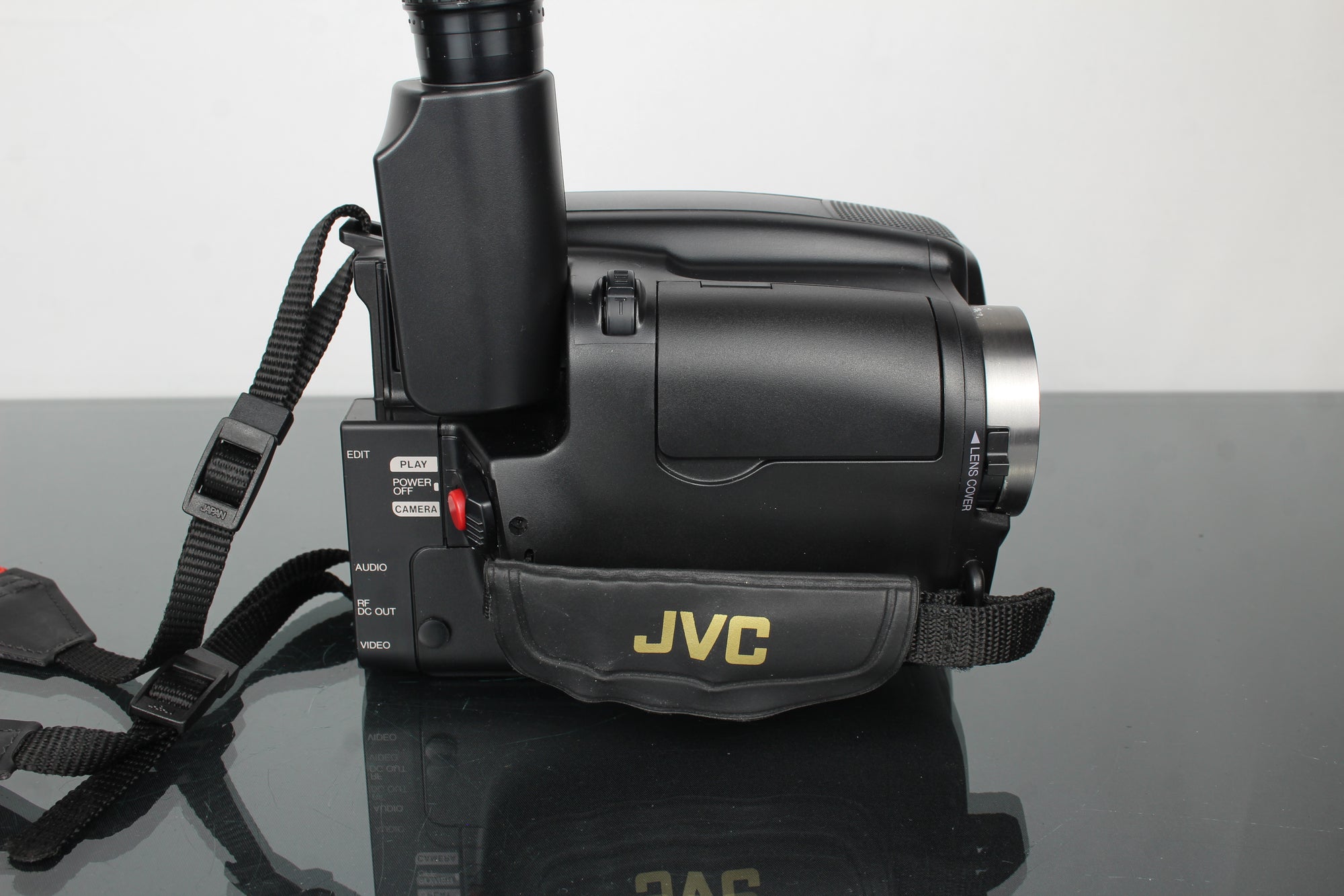 JVC GR-AX210