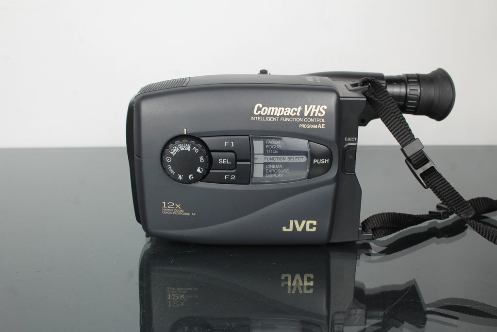 JVC GR-AX210