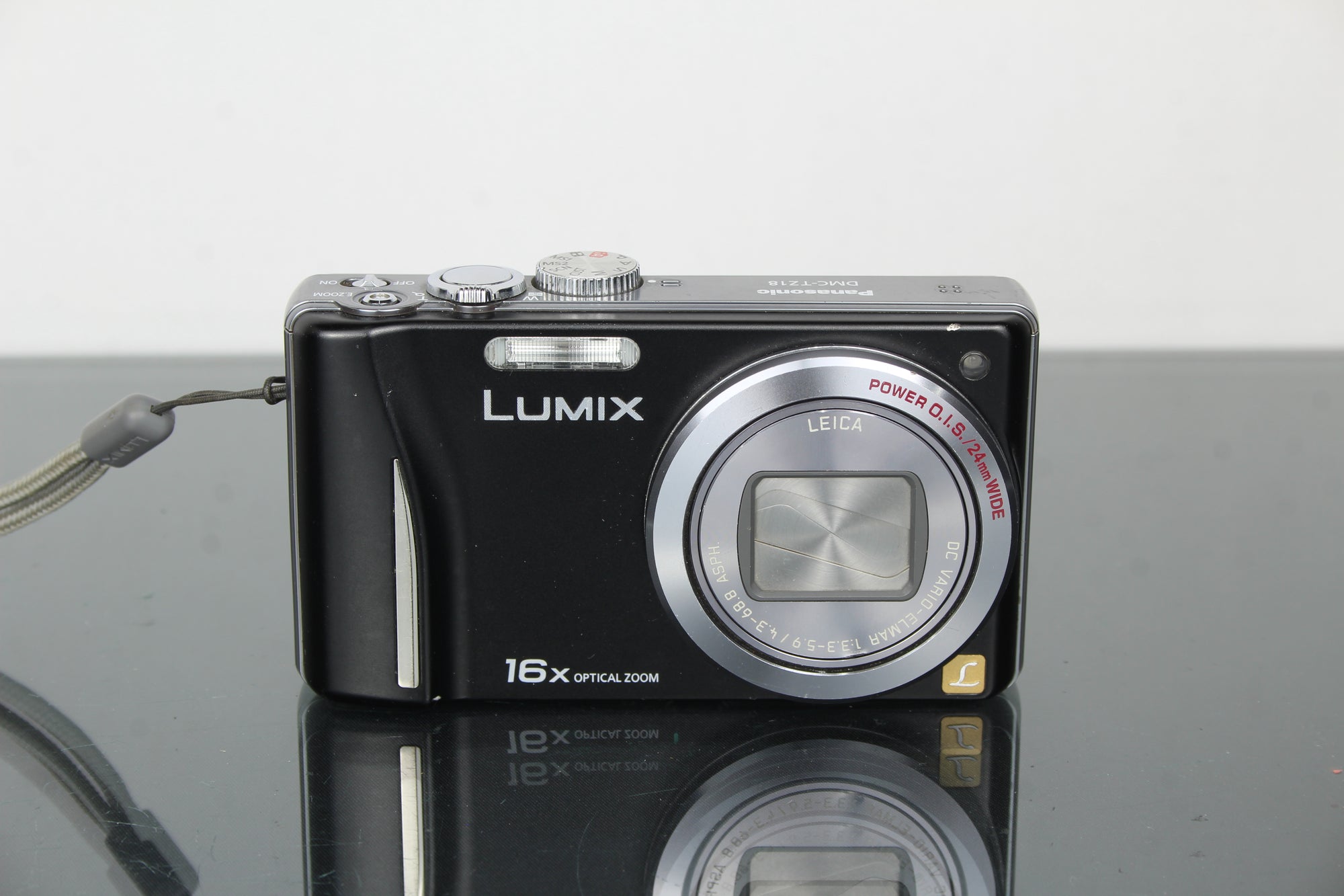 Panasonic Lumix DMC-TZ18