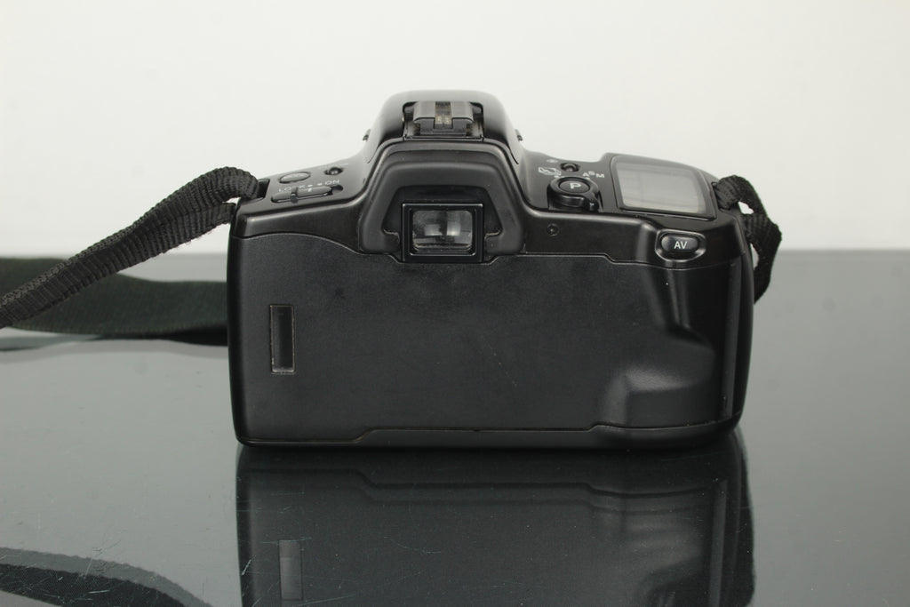 Minolta Dynax 500si + 35-80mm 1:4-5,6 lens