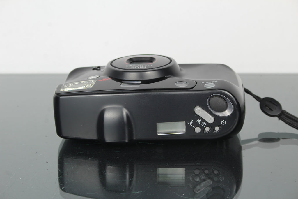 Minolta Riva Zoom 70 EX