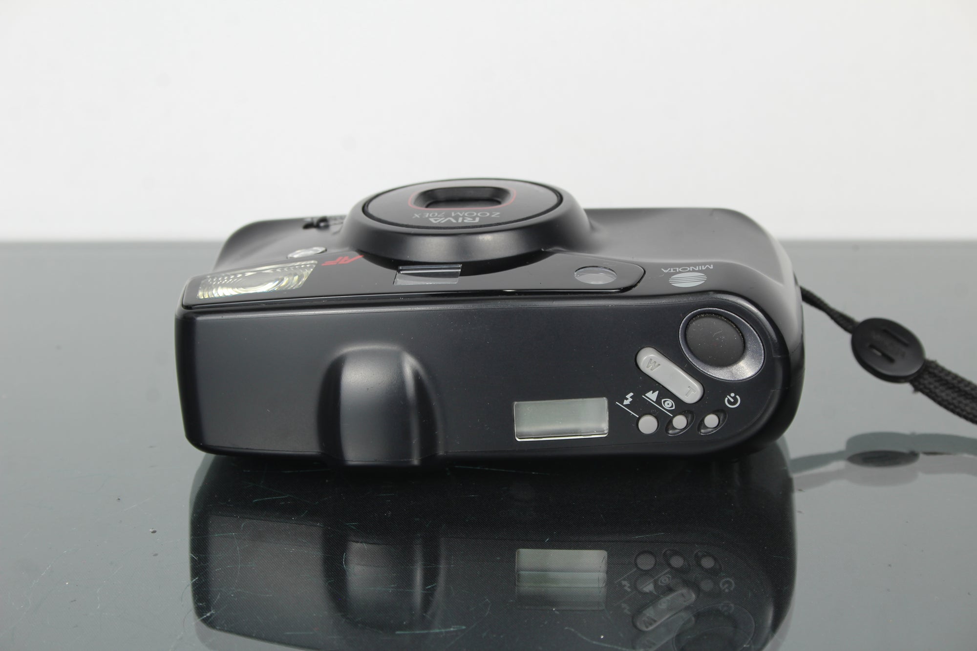 Minolta Riva Zoom 70 EX