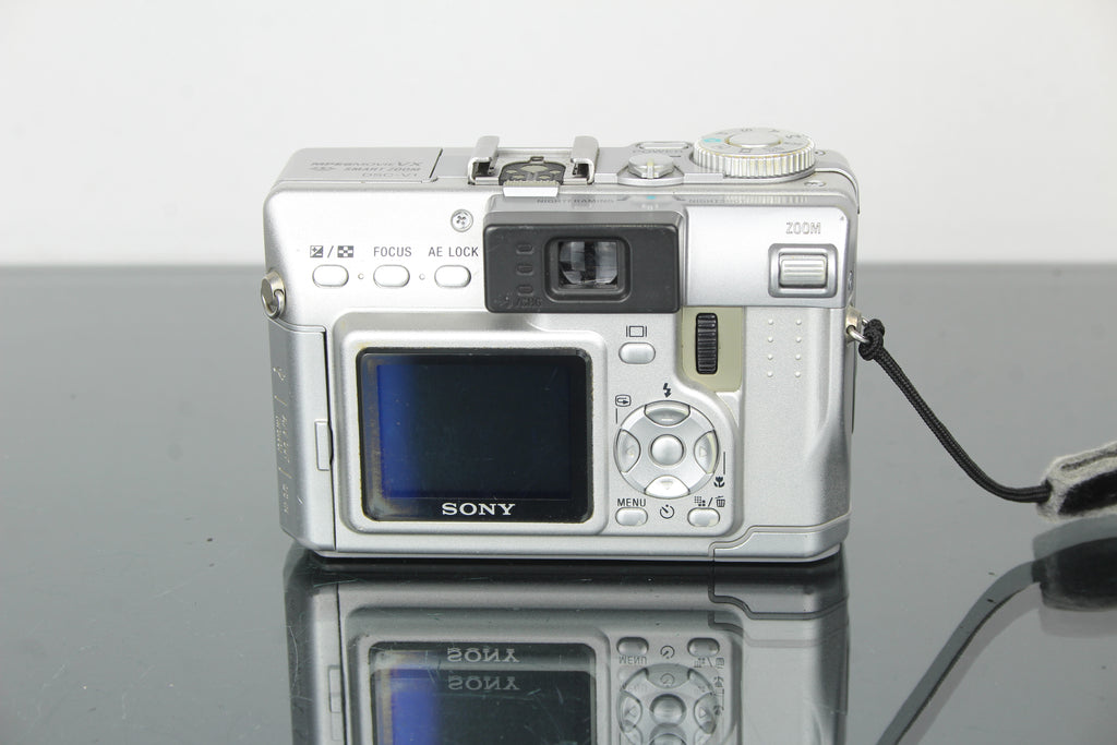 Sony Cyber-Shot DSC-V1