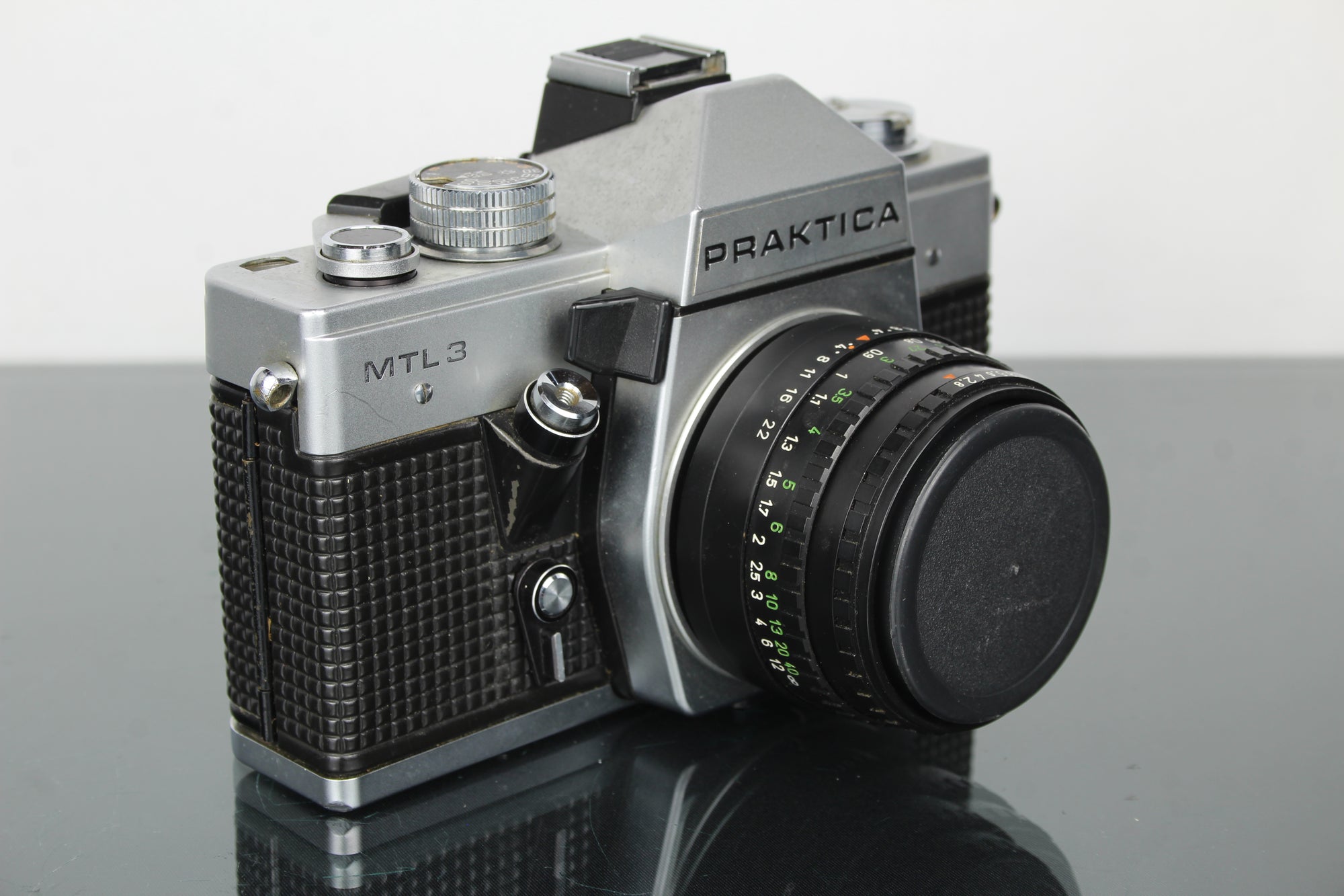 Praktica MTL 3 + Domiplan 50mm f/2.8 M42 lens