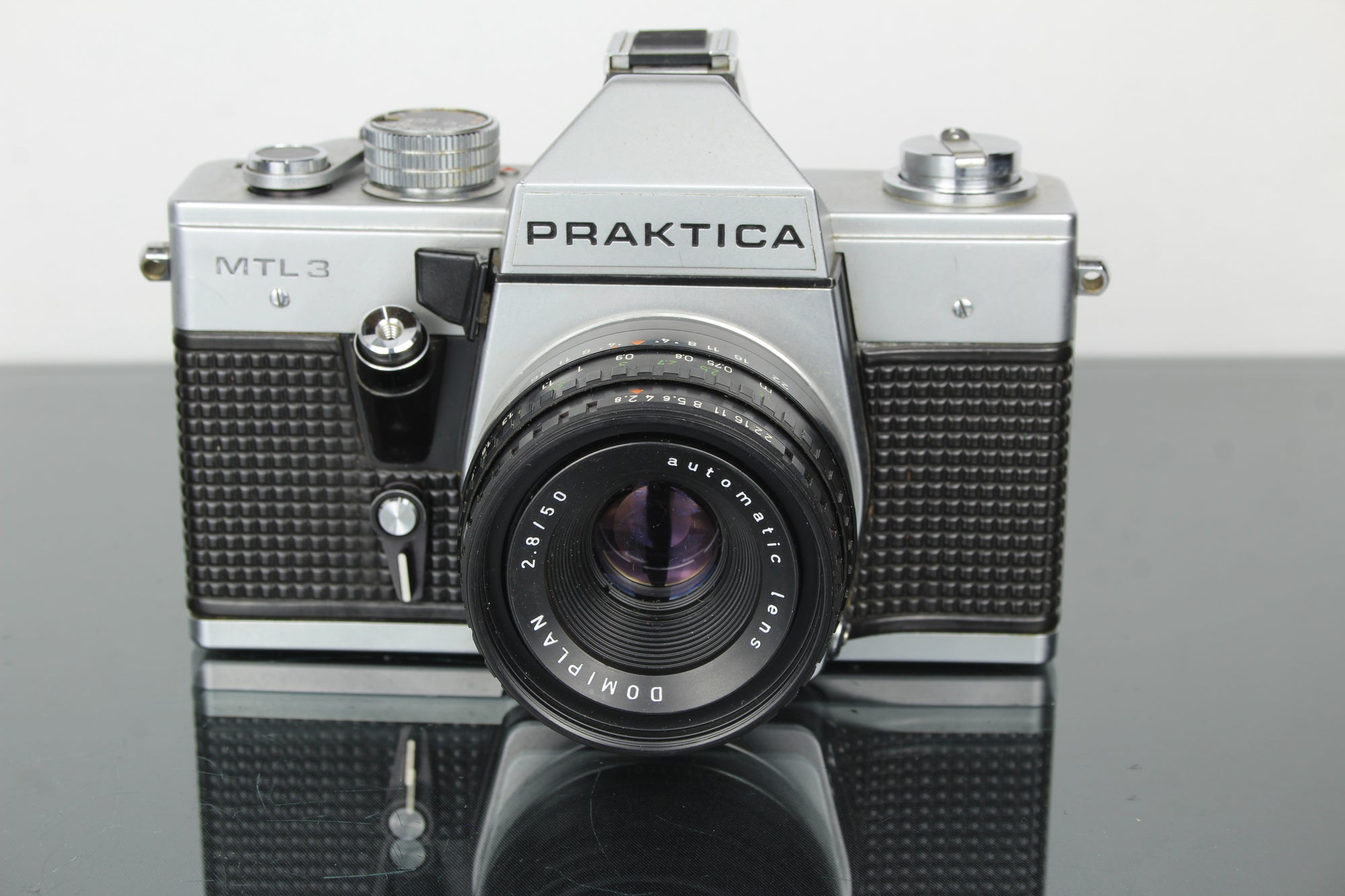 Praktica MTL 3 + Domiplan 50mm f/2.8 M42 lens