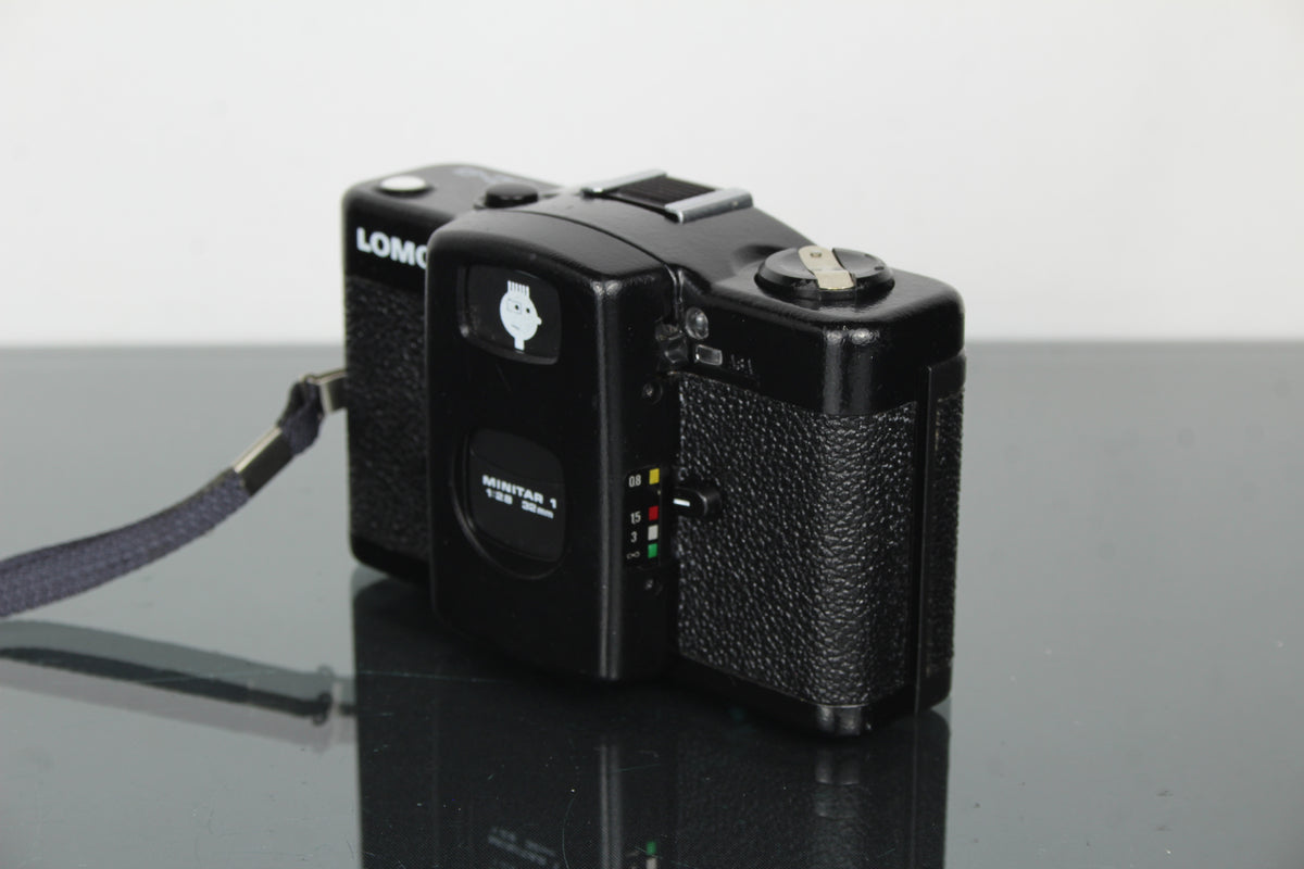 Lomo Minitar 1