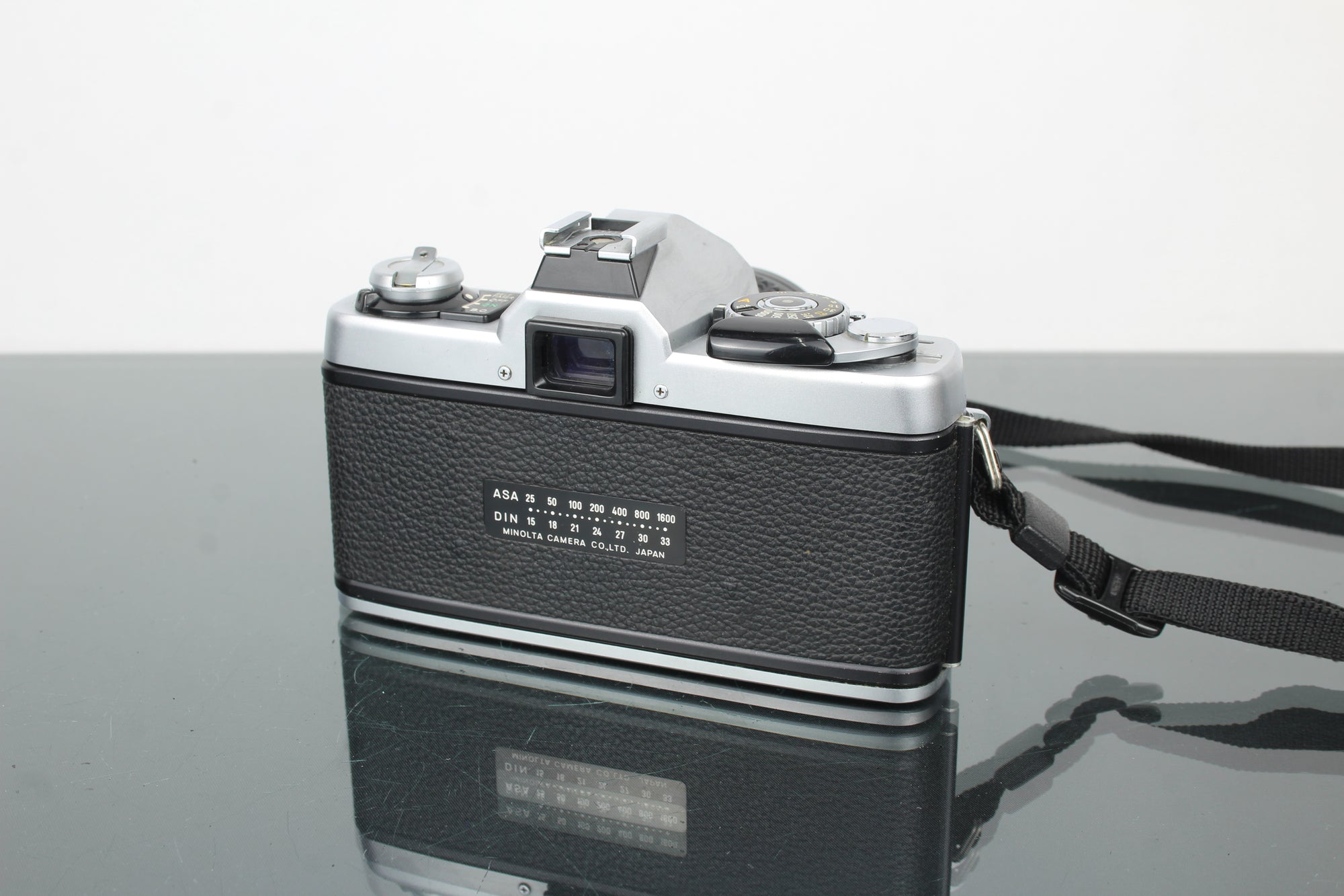 Minolta XG-1 + 50mm 1.7 Minolta MC Rokkor-PF lens