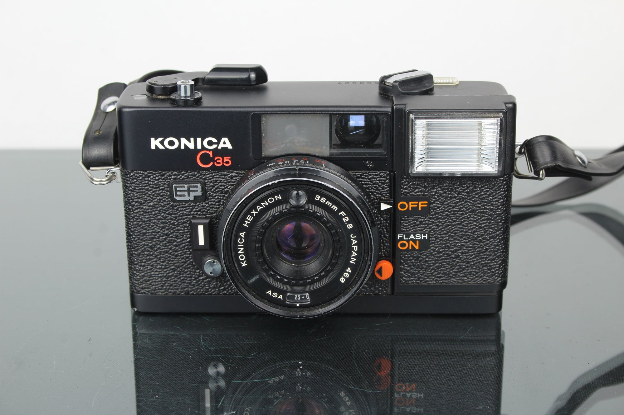 Konica C35