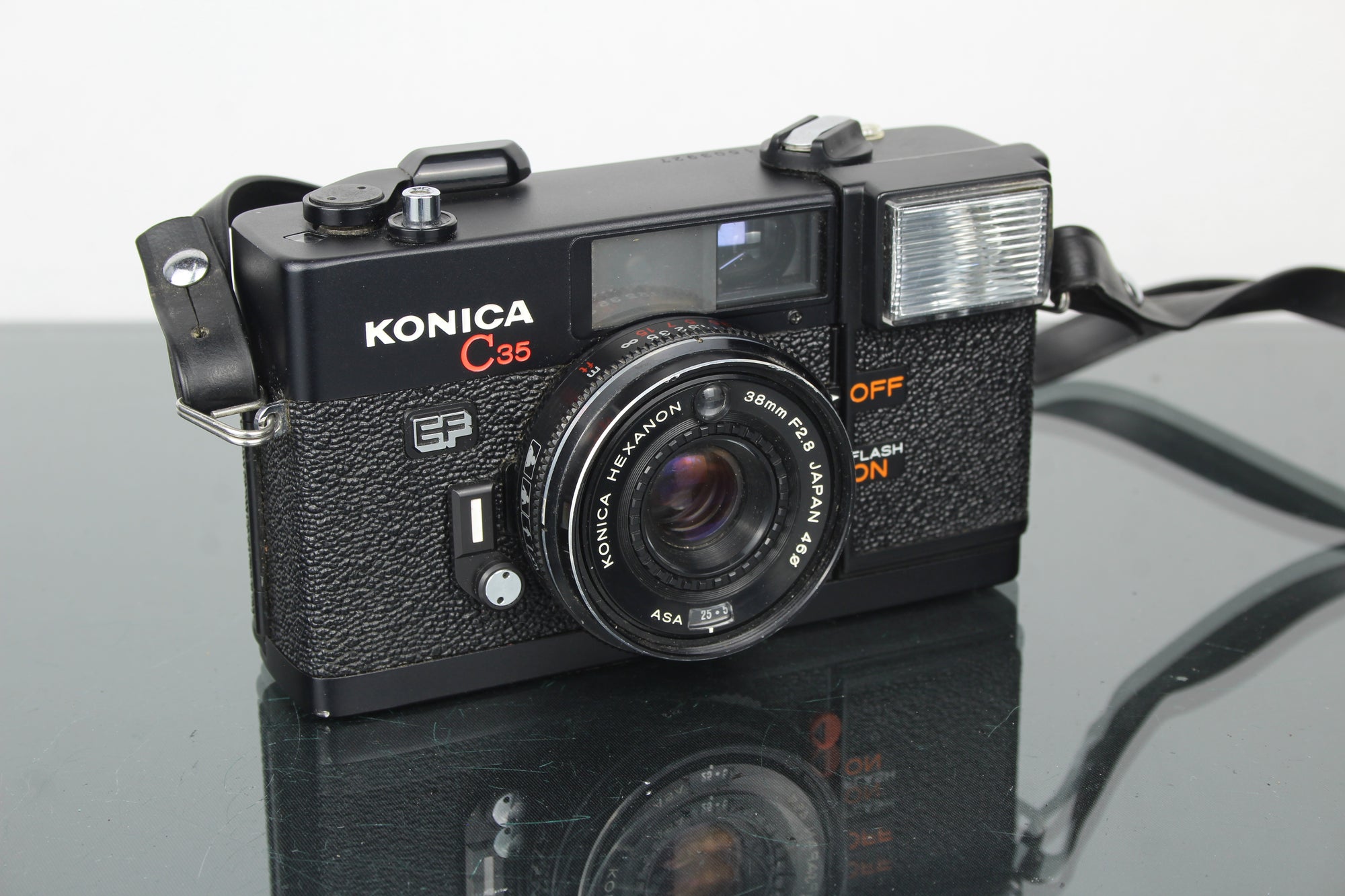 Konica C35